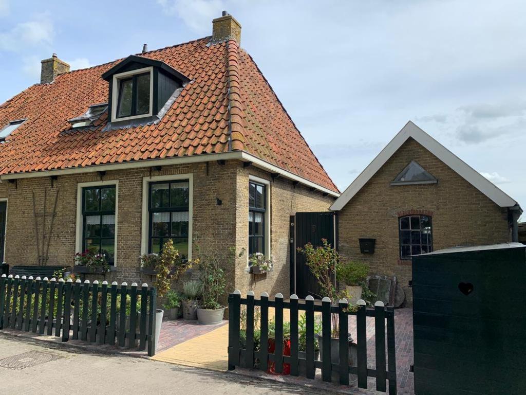 Vakantiehuis In Friesland Voor De Hele Familie Huns Esterno foto